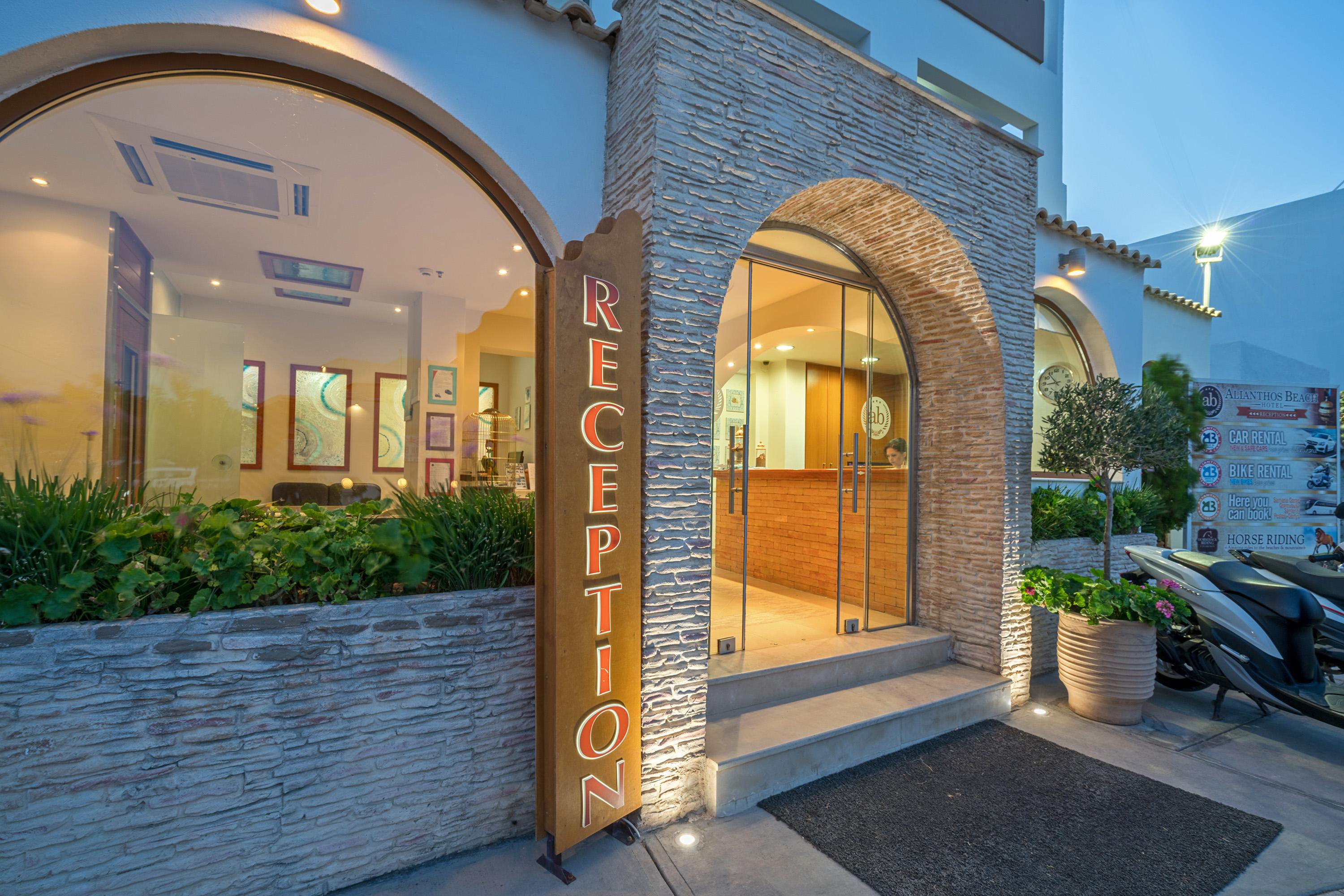 Alianthos Beach Hotel Plakias Exterior photo